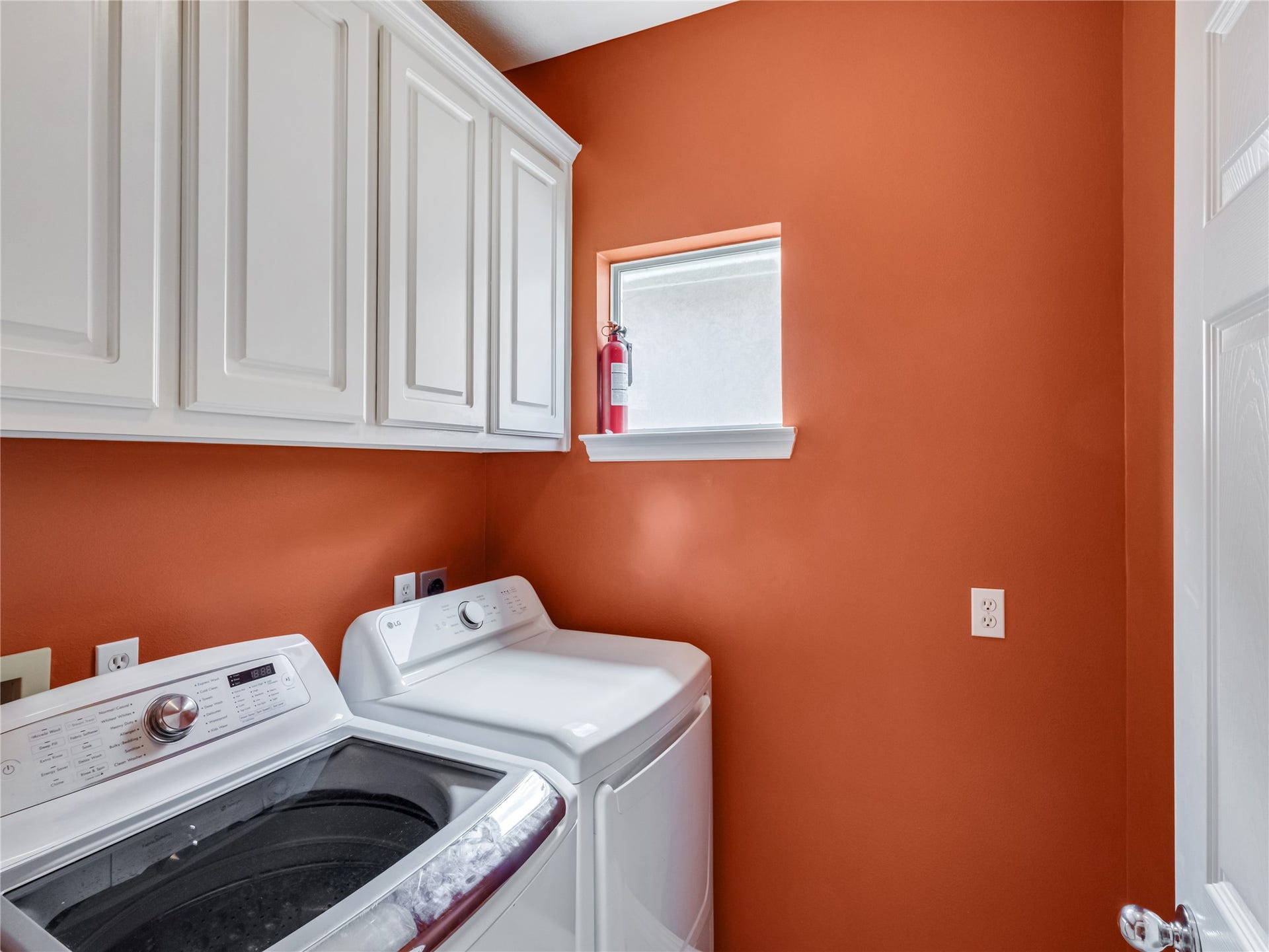 Laundry (3rd floor)