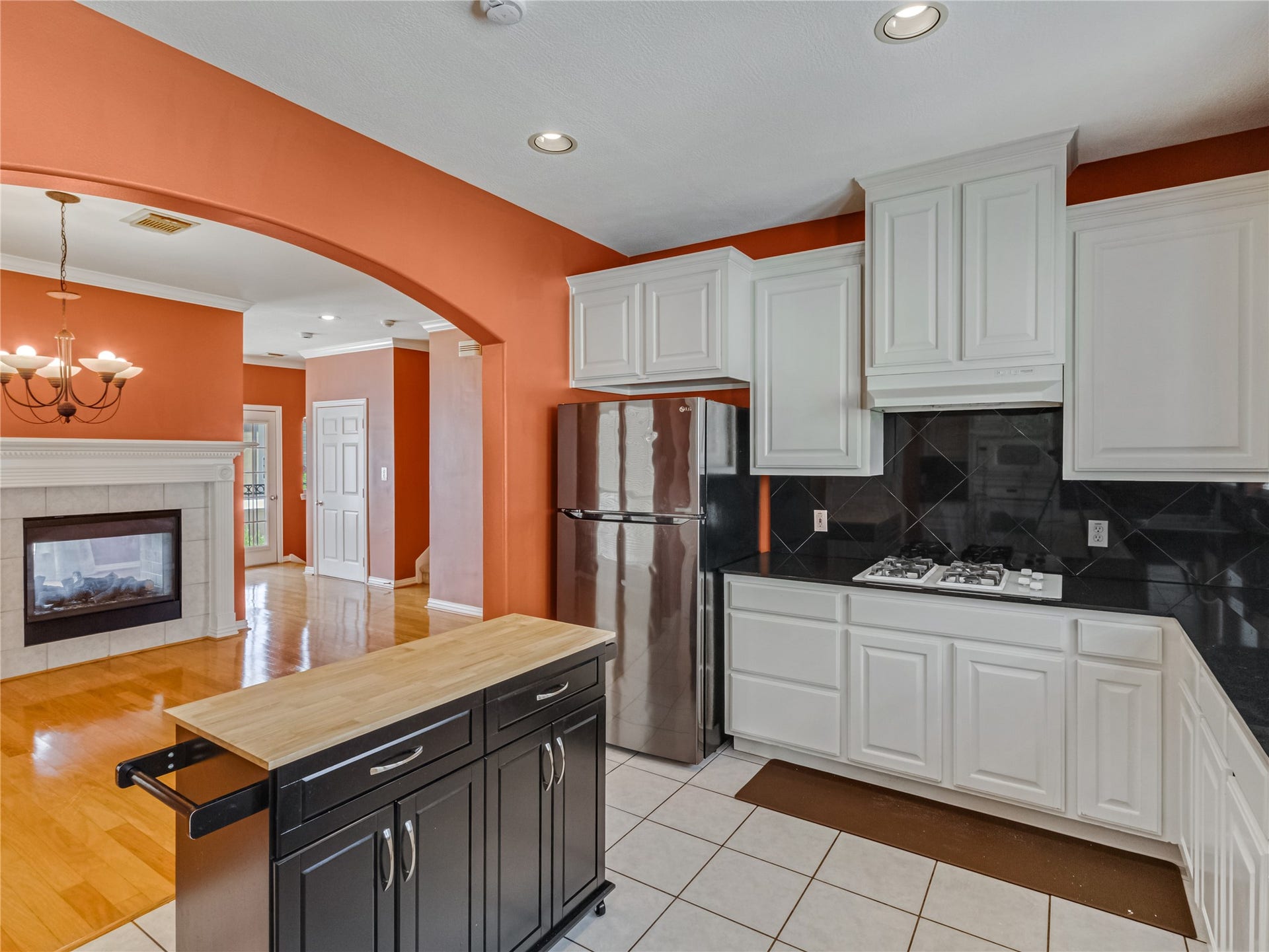 Kitchen (2nd floor)