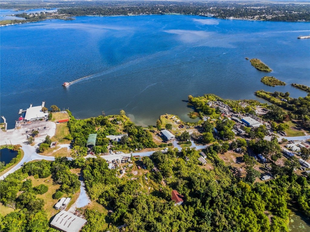 17513 River Road, Channelview, TX 77530