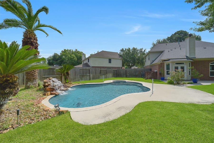 Property photo for 5810 Centennial Glen Drive, Katy, TX