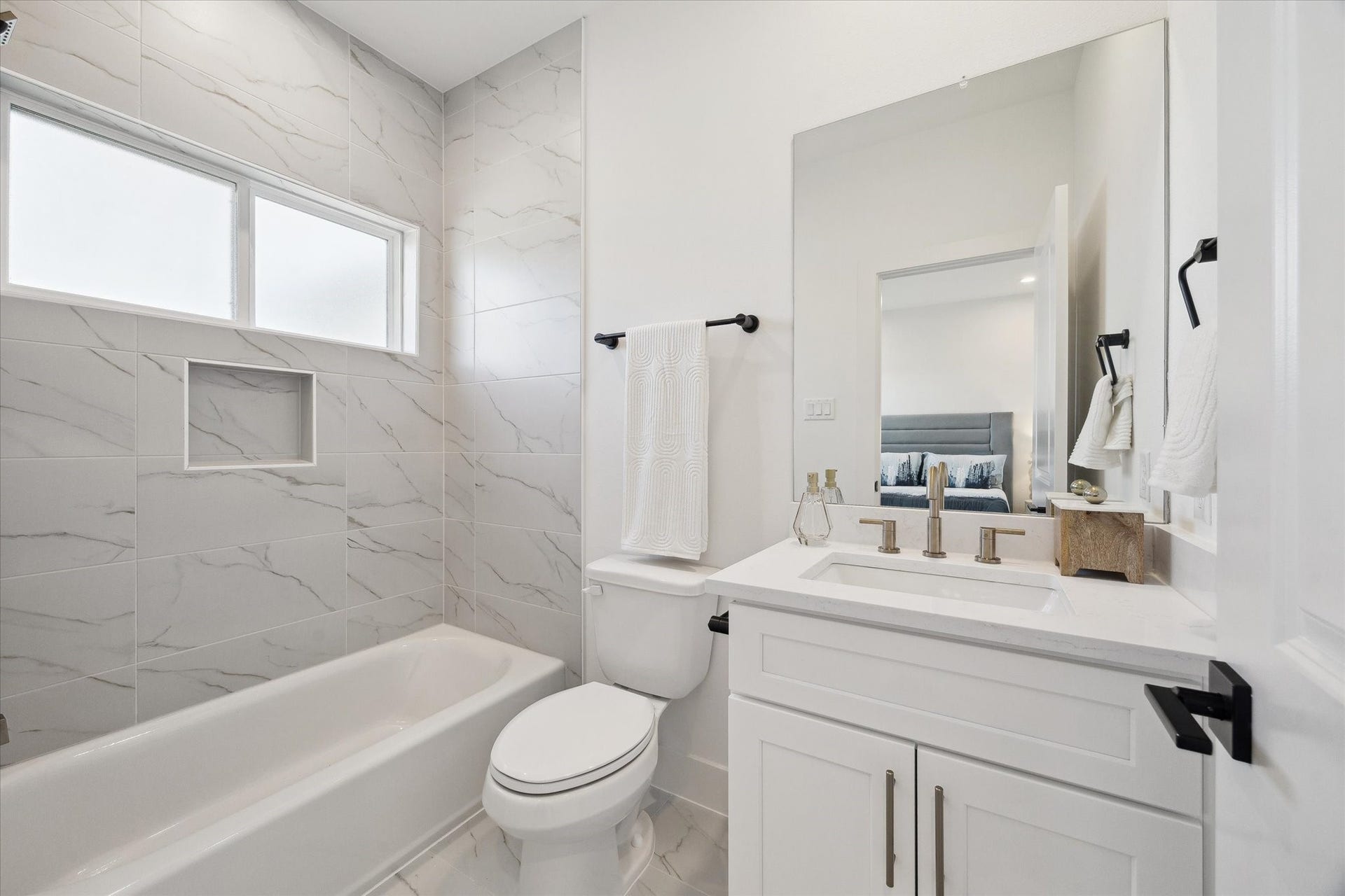 5616 Camino Encantado Drive, Houston, TX 77091 5616 Camino Encantado Drive, Houston, TX 77091