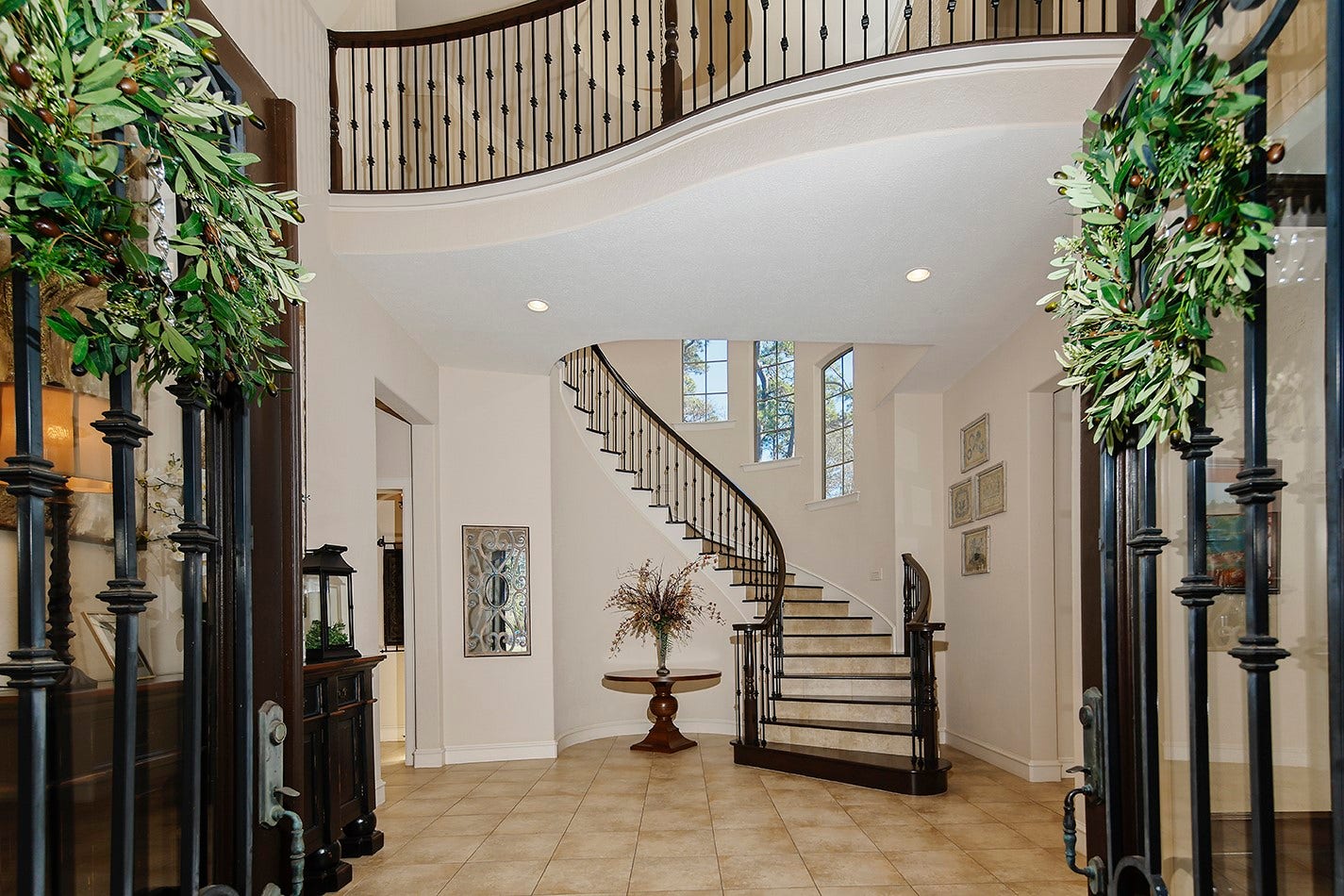 32 Palmer Woods Drive, The Woodlands, TX 77381 32 Palmer Woods Drive, The Woodlands, TX 77381