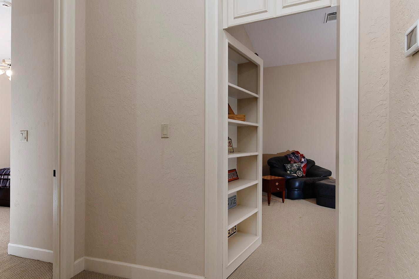 32 Palmer Woods Drive, The Woodlands, TX 77381 32 Palmer Woods Drive, The Woodlands, TX 77381