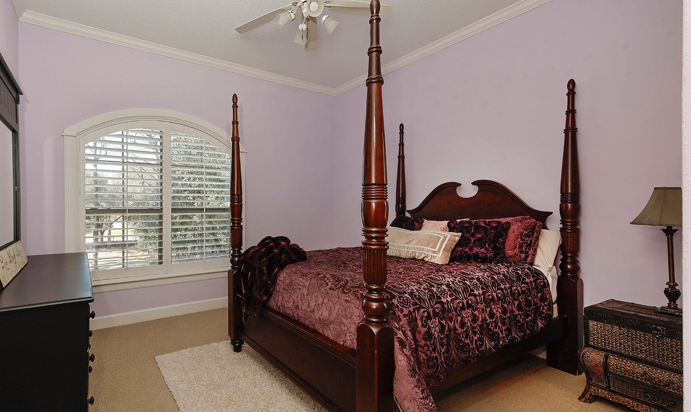 32 Palmer Woods Drive, The Woodlands, TX 77381 32 Palmer Woods Drive, The Woodlands, TX 77381