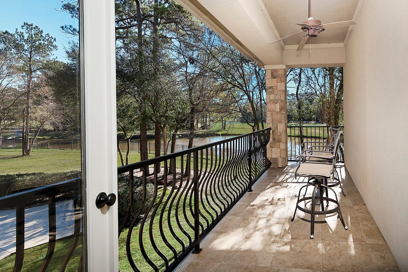 32 Palmer Woods Drive, The Woodlands, TX 77381 32 Palmer Woods Drive, The Woodlands, TX 77381