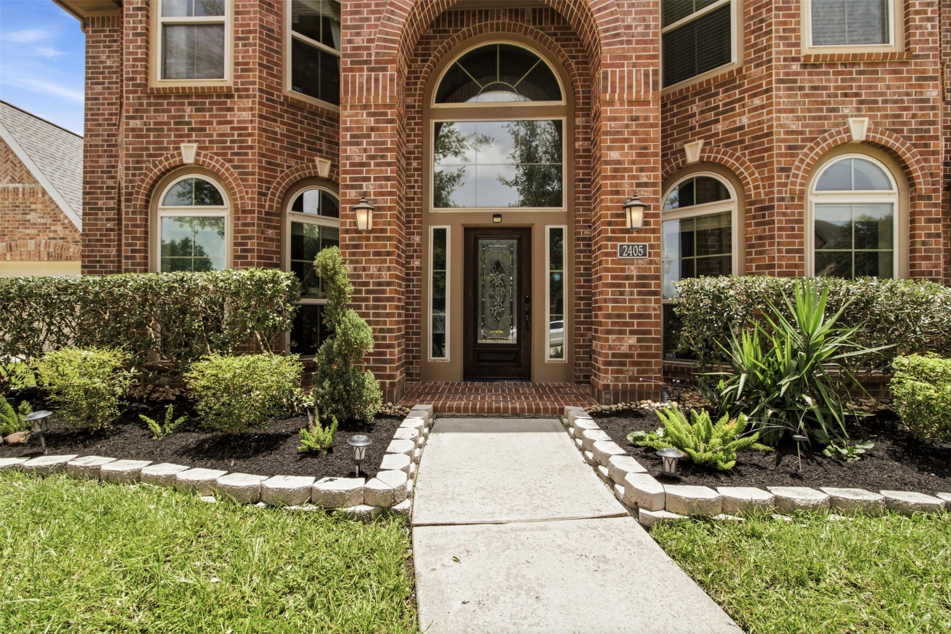 2405 Barton Shores Drive, Pearland, TX 77584 2405 Barton Shores Drive, Pearland, TX 77584