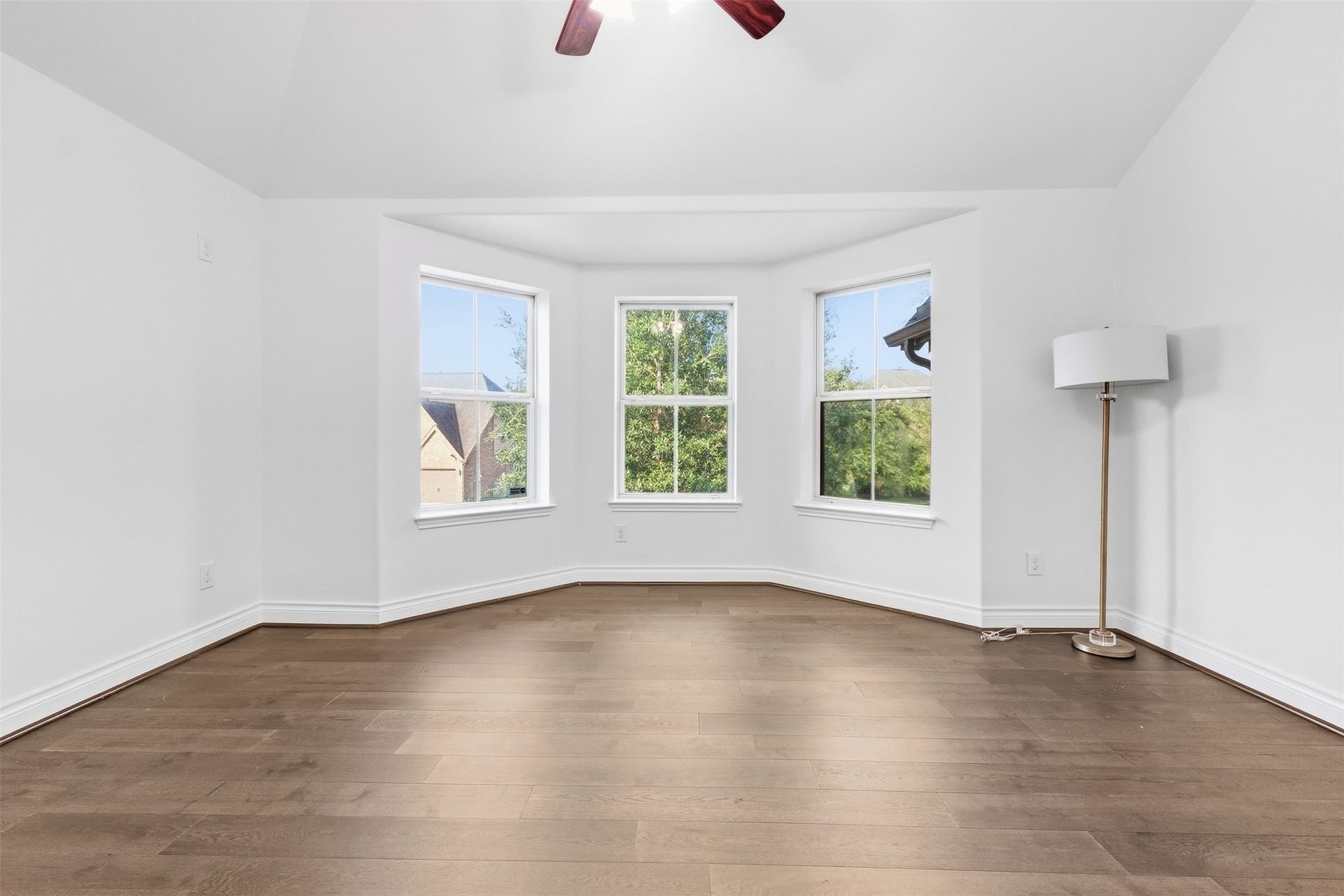 2405 Barton Shores Drive, Pearland, TX 77584 2405 Barton Shores Drive, Pearland, TX 77584