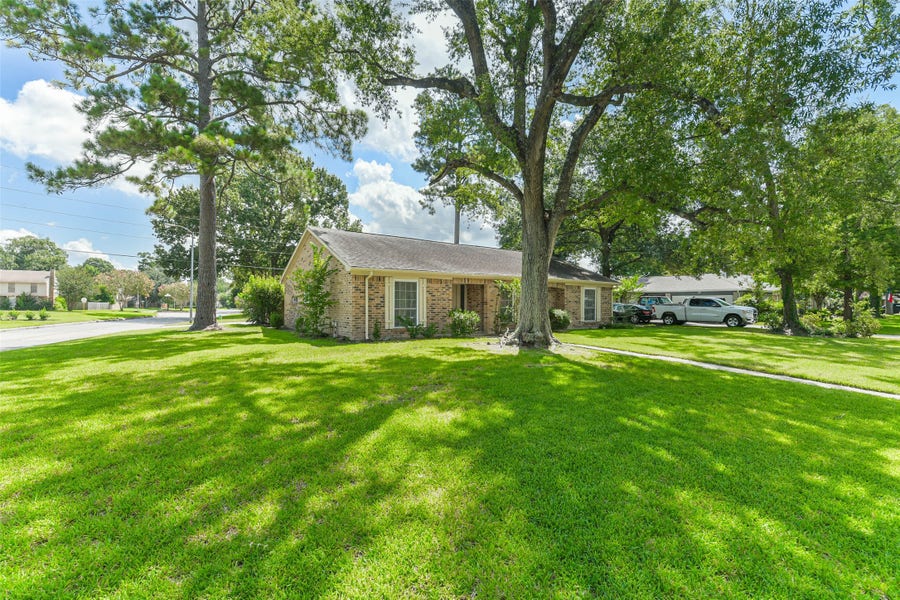 Property photo for 25414 Cottage Hill Lane, Spring, TX