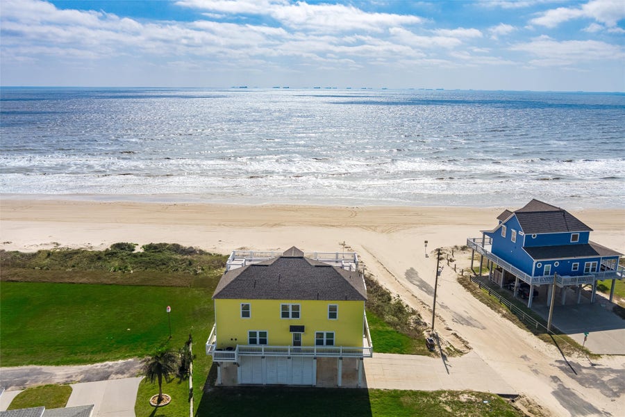 Property photo for 804 Eastview, Crystal Beach, TX
