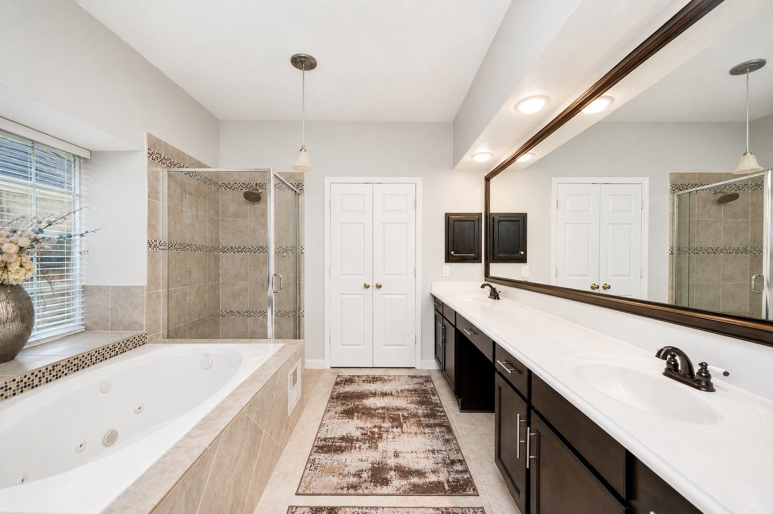 1123 Glendale Drive, Sugar Land, TX 77479 1123 Glendale Drive, Sugar Land, TX 77479