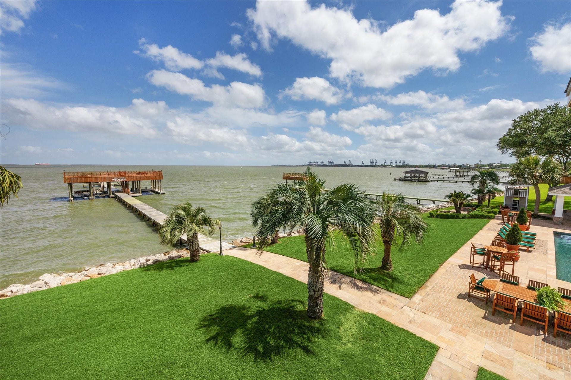 View of main pier.