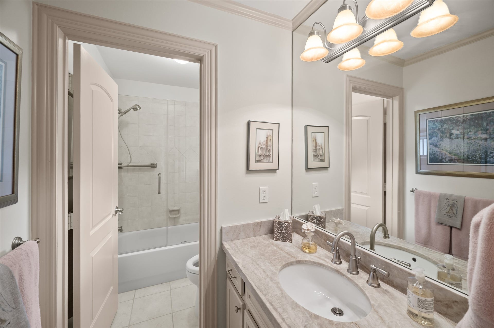 1339 Afton Street, Houston, TX 77055 1339 Afton Street, Houston, TX 77055