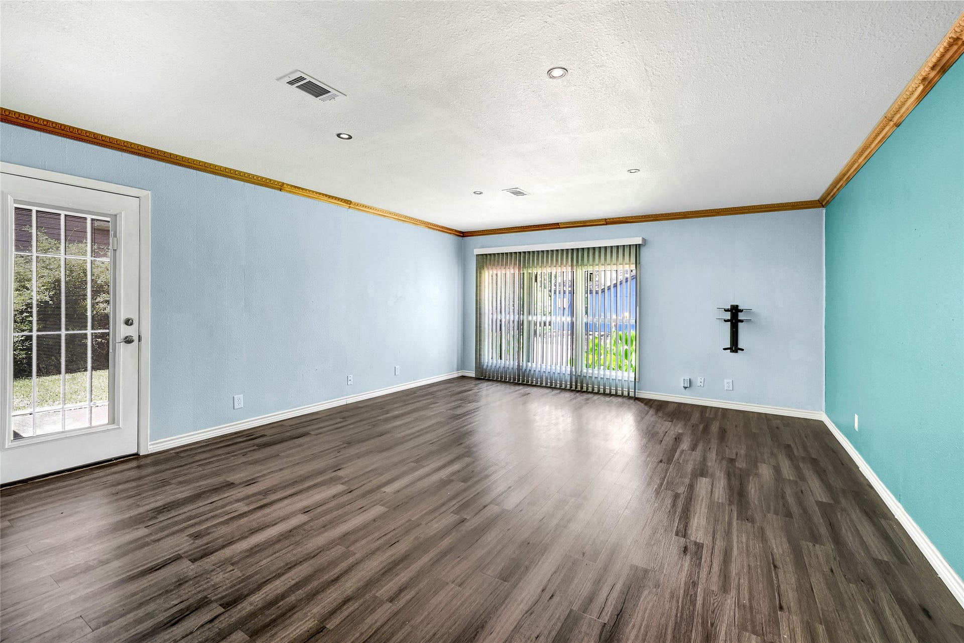 3202 Mckinney Drive, La Marque, TX 77568 3202 Mckinney Drive, La Marque, TX 77568