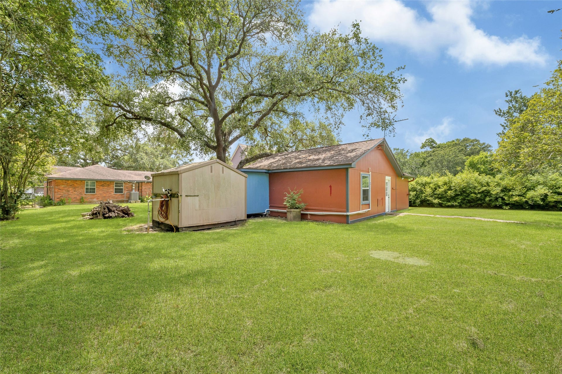 3202 Mckinney Drive, La Marque, TX 77568 3202 Mckinney Drive, La Marque, TX 77568