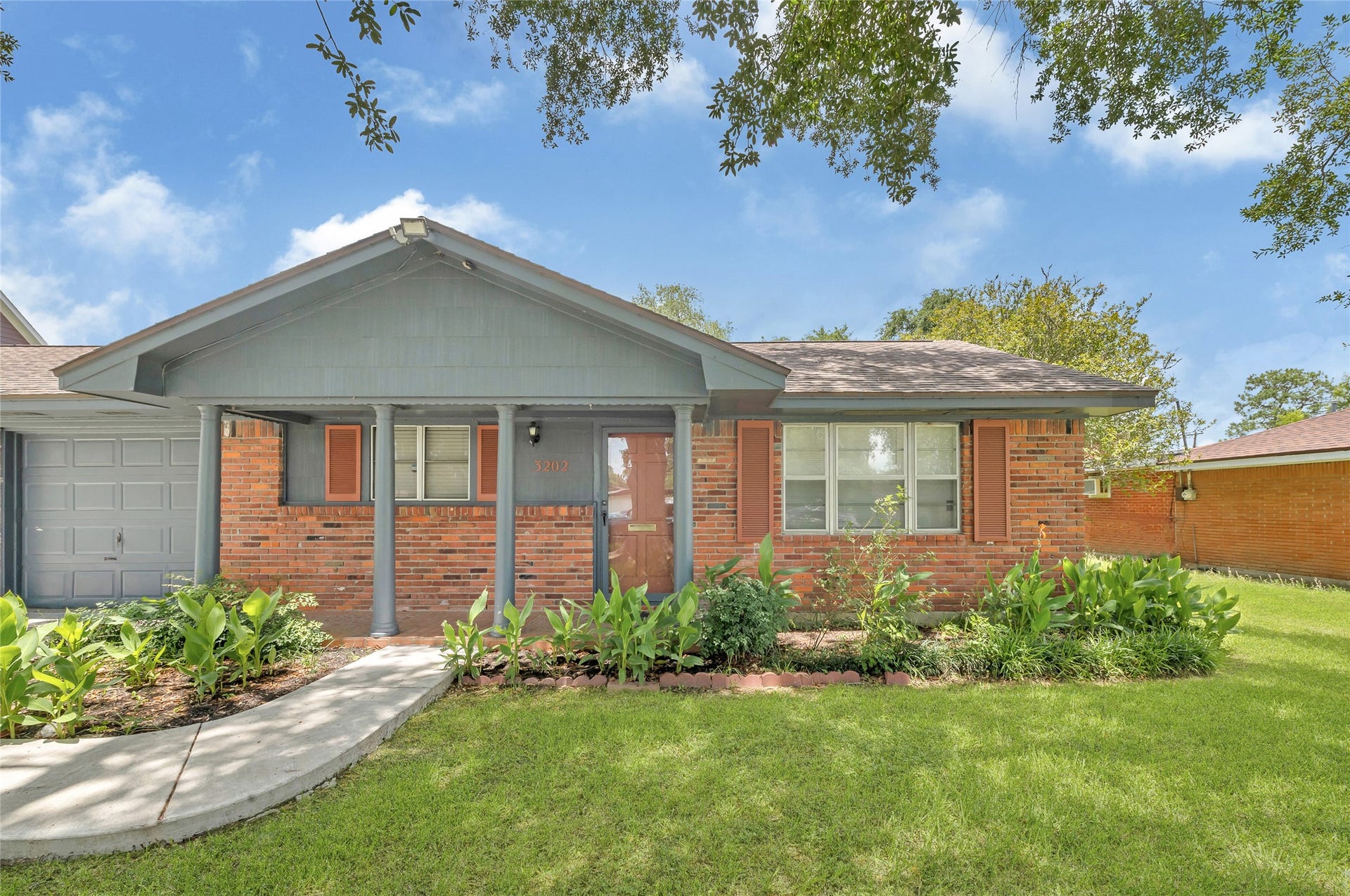 3202 Mckinney Drive, La Marque, TX 77568 3202 Mckinney Drive, La Marque, TX 77568