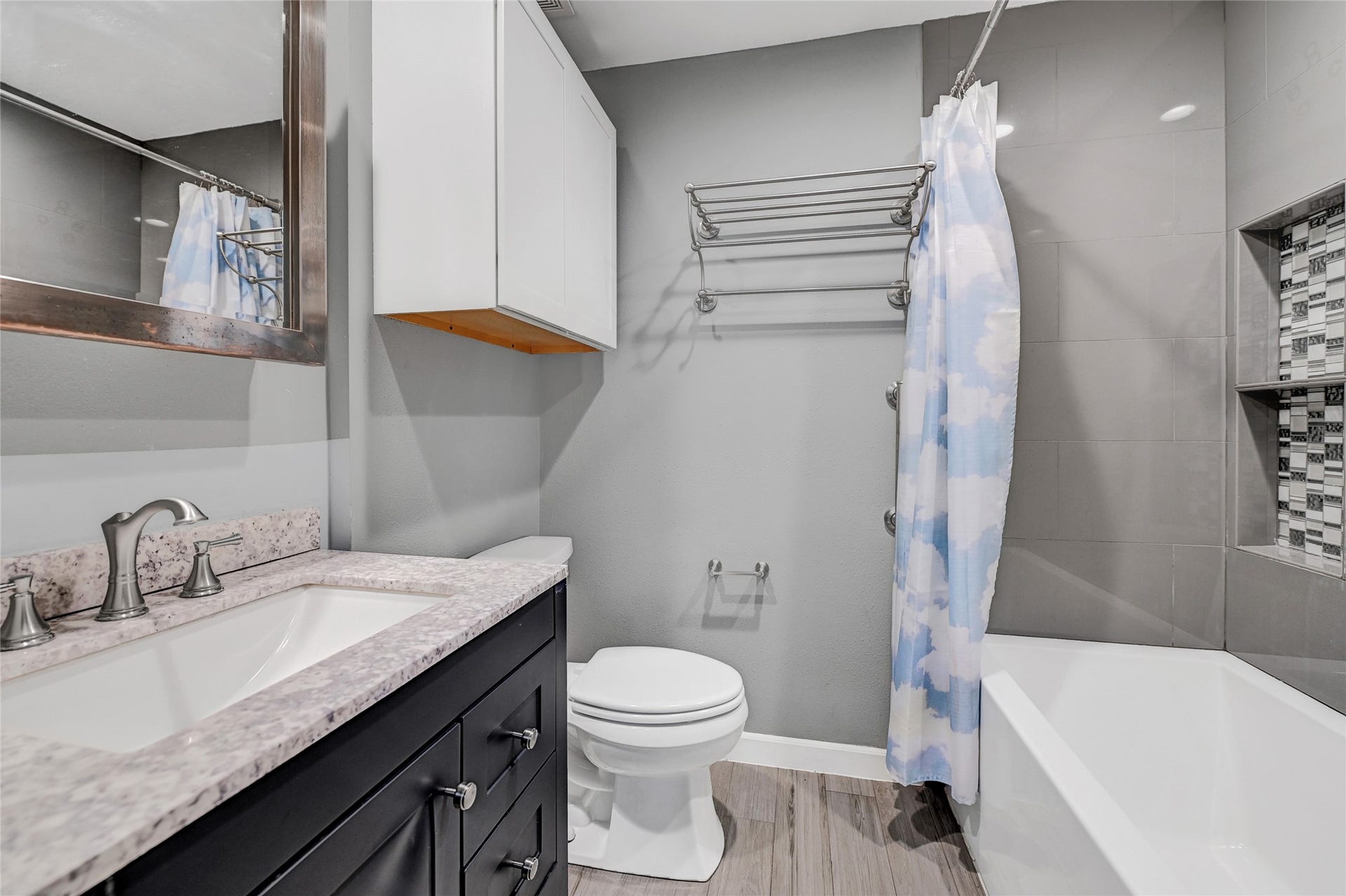 3202 Mckinney Drive, La Marque, TX 77568 3202 Mckinney Drive, La Marque, TX 77568