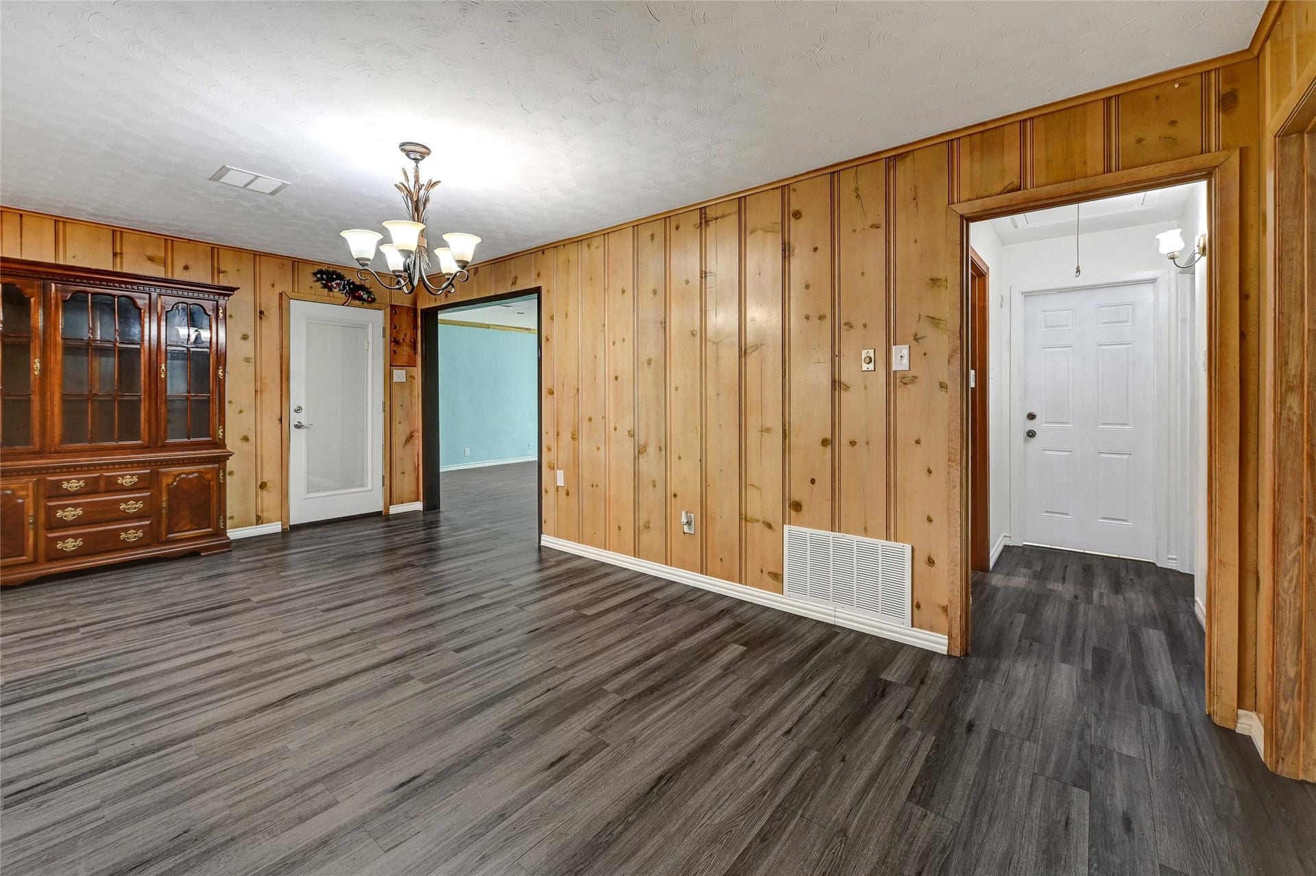 3202 Mckinney Drive, La Marque, TX 77568 3202 Mckinney Drive, La Marque, TX 77568