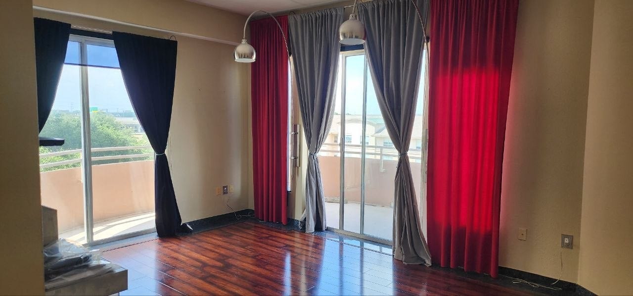 3505 Sage Road, #502, Houston, TX 77056 3505 Sage Road, #502, Houston, TX 77056