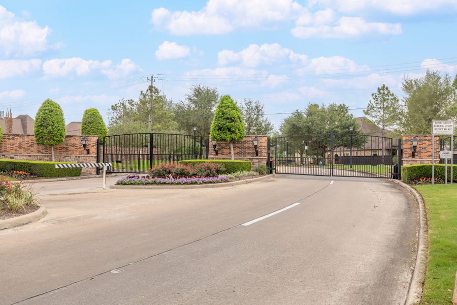 Property photo for 1146 Glenwood Canyon Lane, Houston, TX