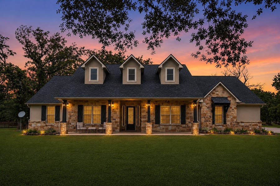 Property photo for 814 China Grove Drive, Rosharon, TX