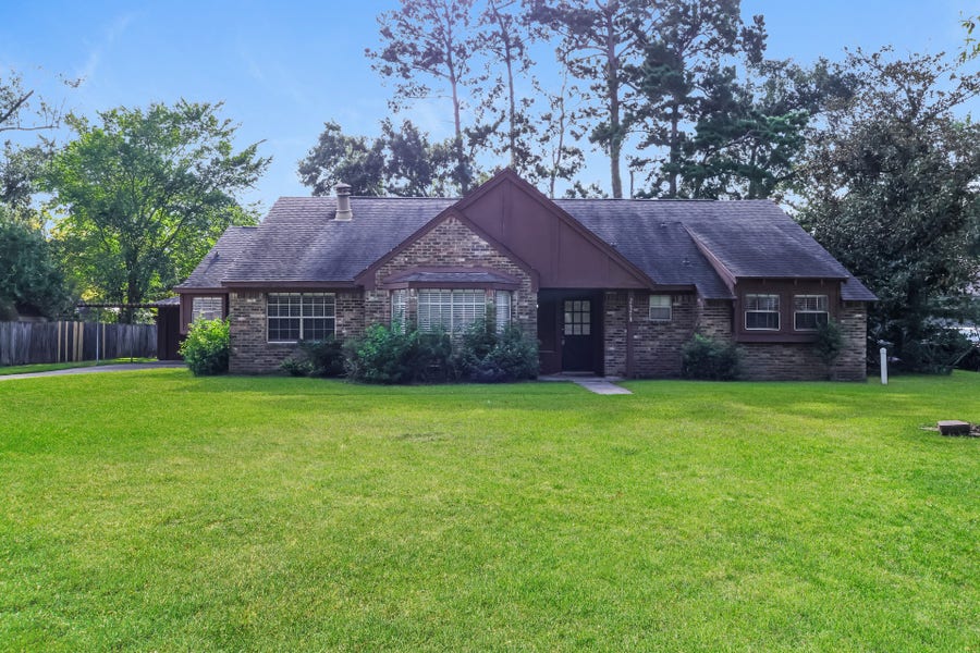 Property photo for 26218 Maplewood Drive, Oak Ridge North, TX