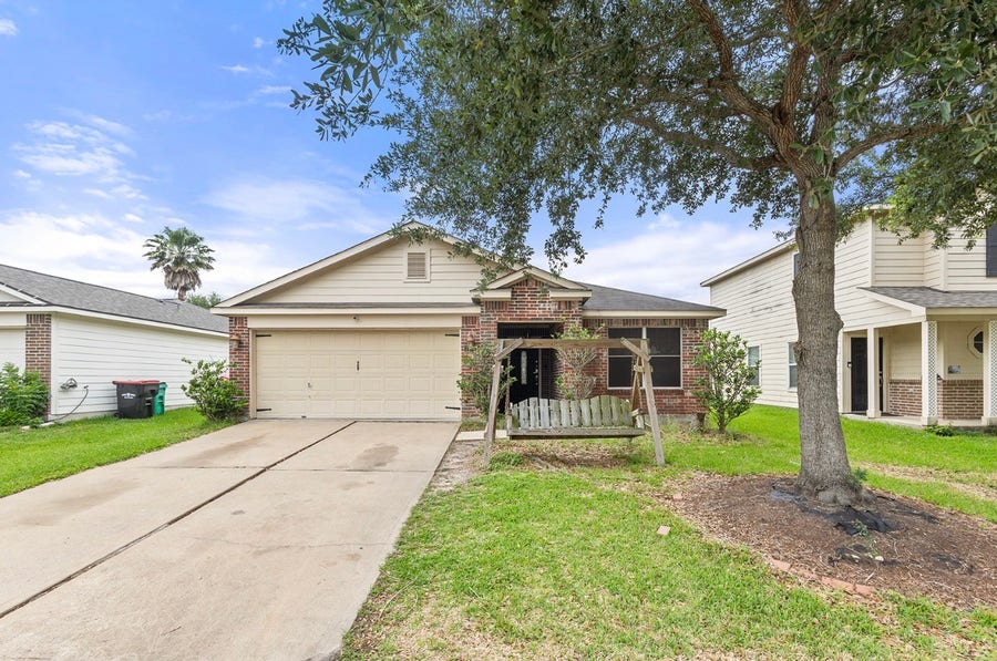 Property photo for 7115 Northchase Lane, Richmond, TX