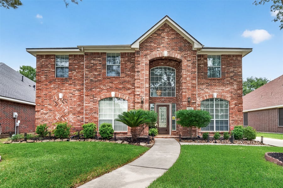 Property photo for 23618 Shadow Creek Court, Katy, TX