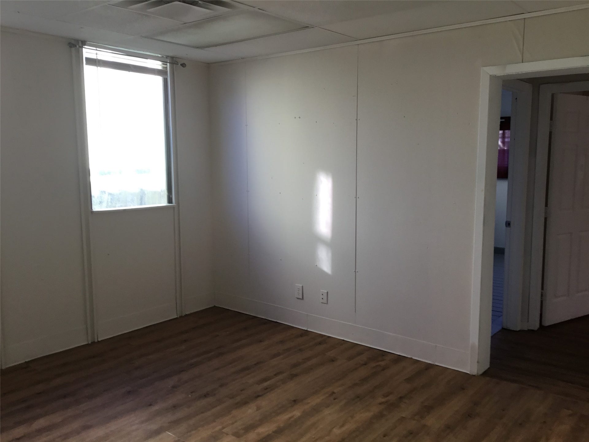 1404 E Bayshore Drive, #B, Dickinson, TX 77539 Living room