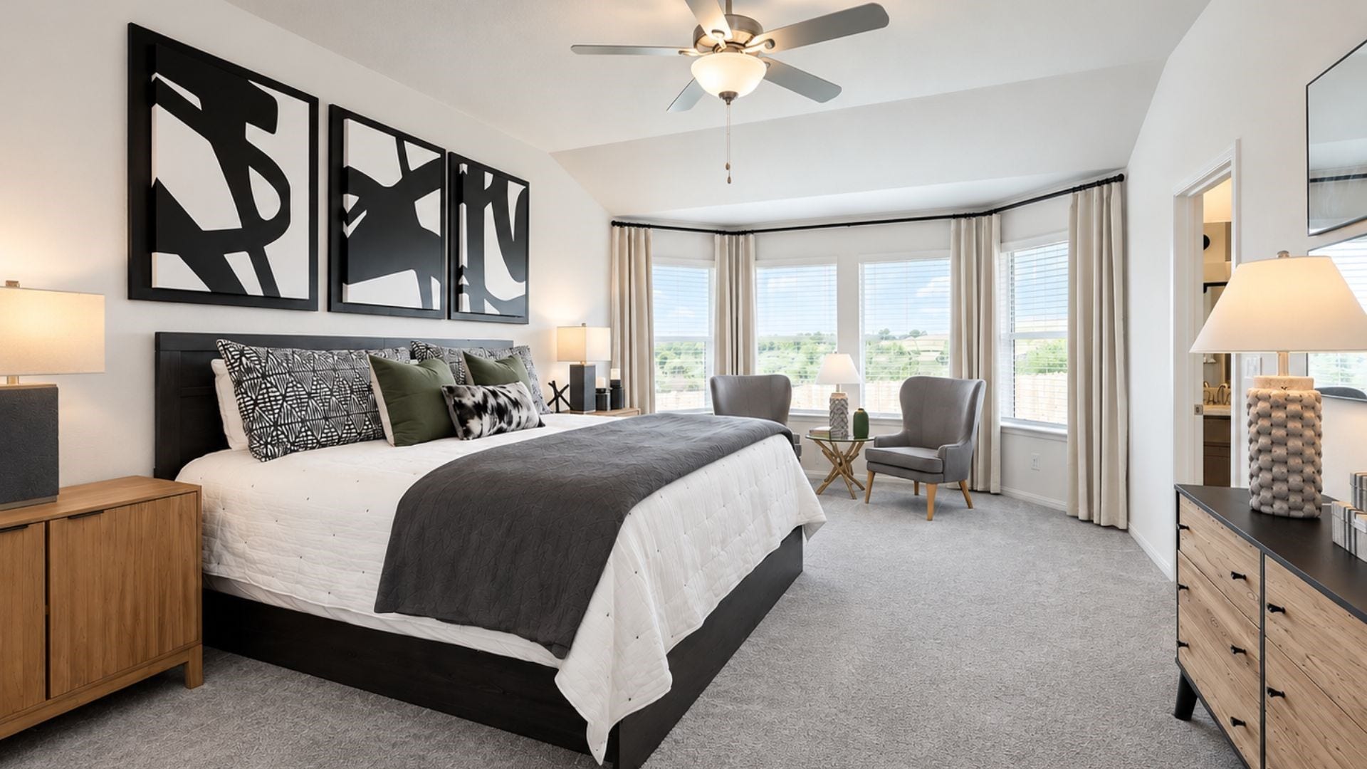 1227 Rosemead, Rosharon, TX 77583 Virtual Picture of furniture in the Prime Bedroom