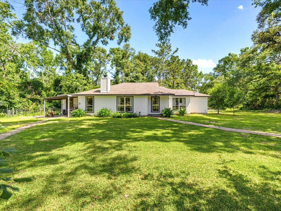 Property photo for 7477 Hidden Acres Drive, Cleveland, TX