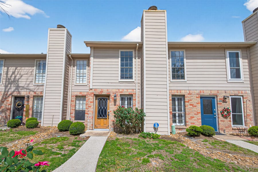 Property photo for 6700 Richardson Road, #305, Houston, TX