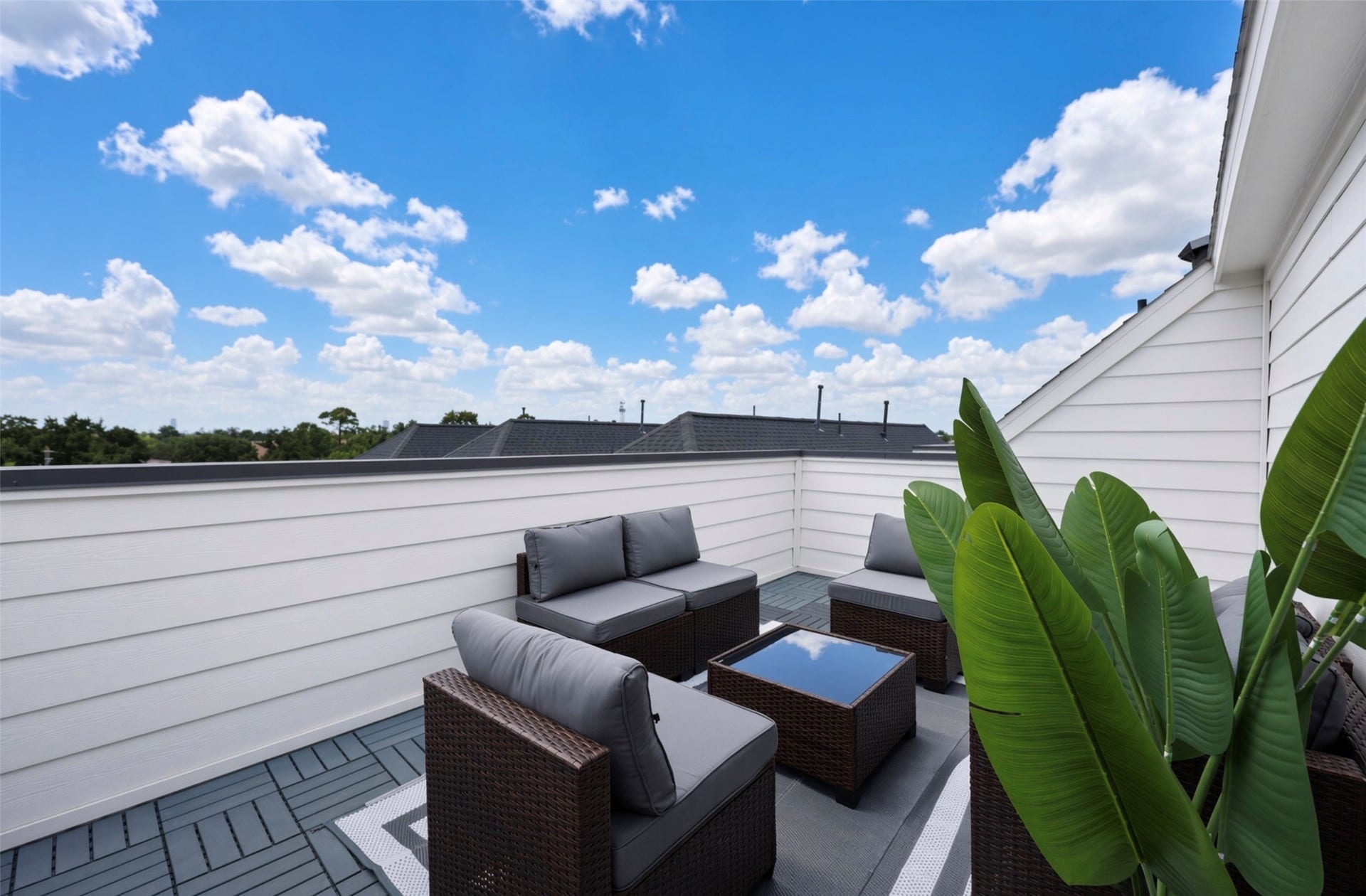 1605 Sylveste Street, Houston, TX 77009 1605 Sylveste Street, Houston, TX 77009