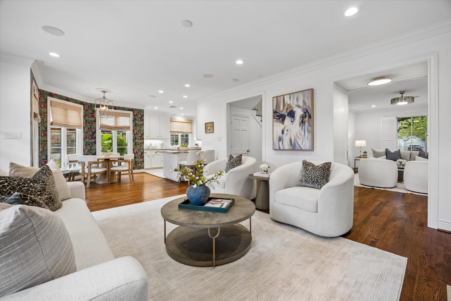 3111 Carnegie Street, Houston, TX 77005 The open floor plan is perfect for entertaining.