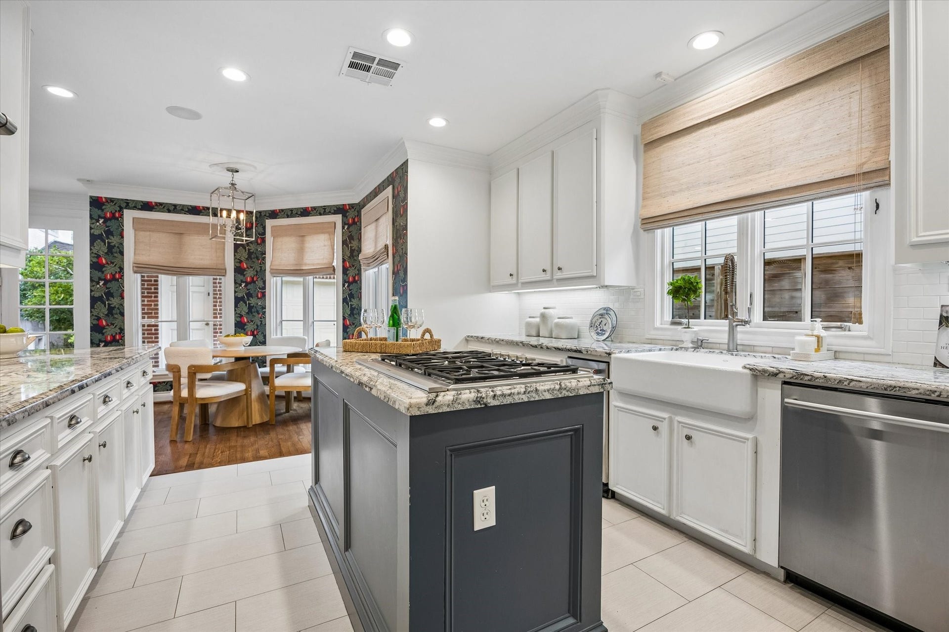 3111 Carnegie Street, Houston, TX 77005 3111 Carnegie Street, Houston, TX 77005