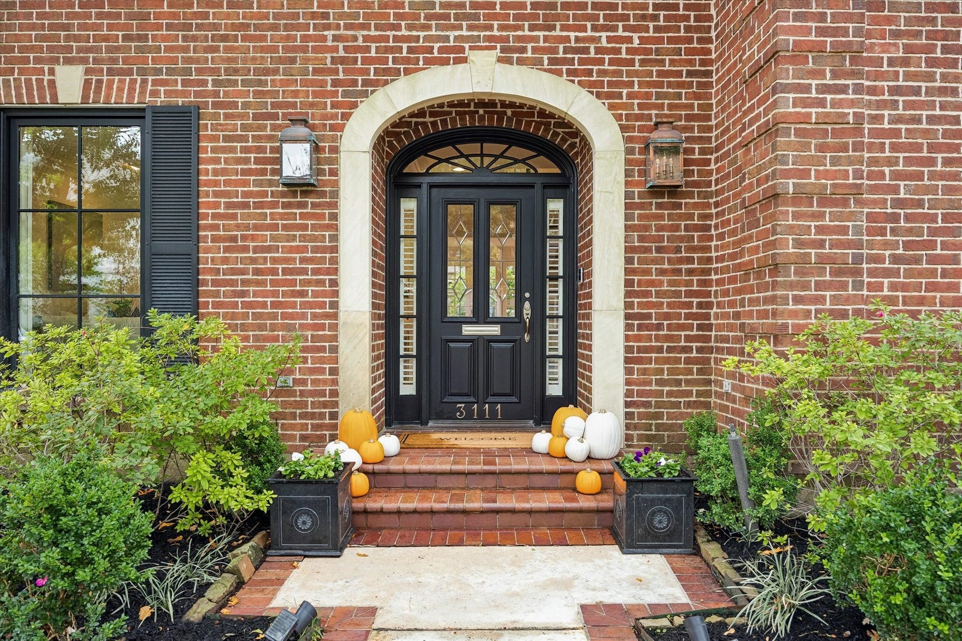 3111 Carnegie Street, Houston, TX 77005 3111 Carnegie Street, Houston, TX 77005