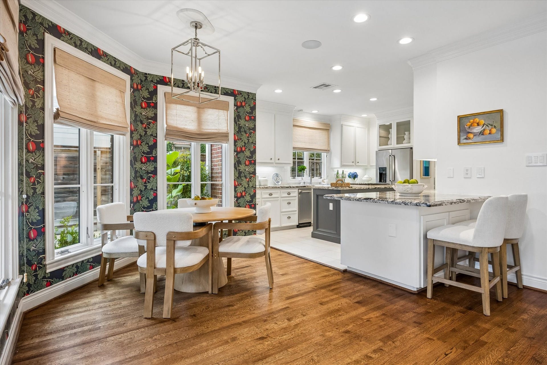 3111 Carnegie Street, Houston, TX 77005 The light and bright breakfast area is nicely appointing with designer lighting and wallpaper.