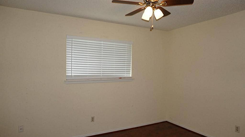 9217 Carousel Lane, Houston, TX 77080 2nd Bedroom