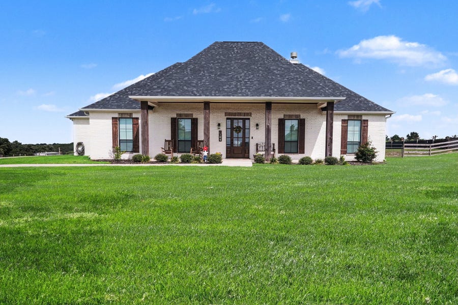 Property photo for 184 Randi Road, Bellville, TX