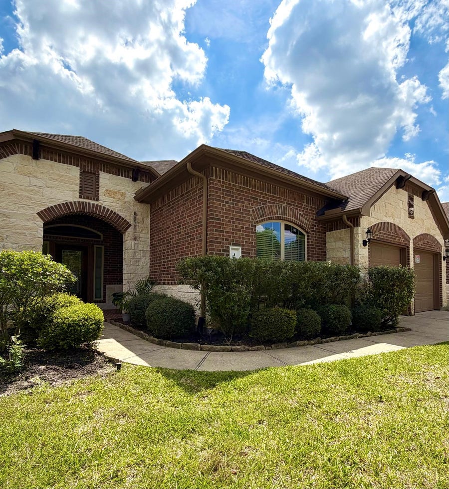 Property photo for 107 Jacobs Meadow Drive, Conroe, TX