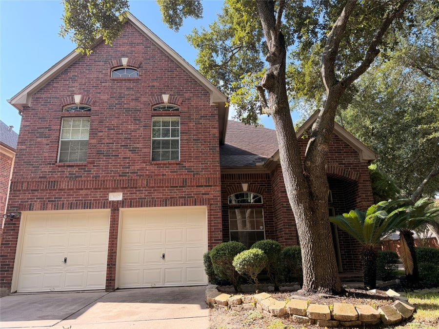 Property photo for 3110 Waters View Drive, Sugar Land, TX