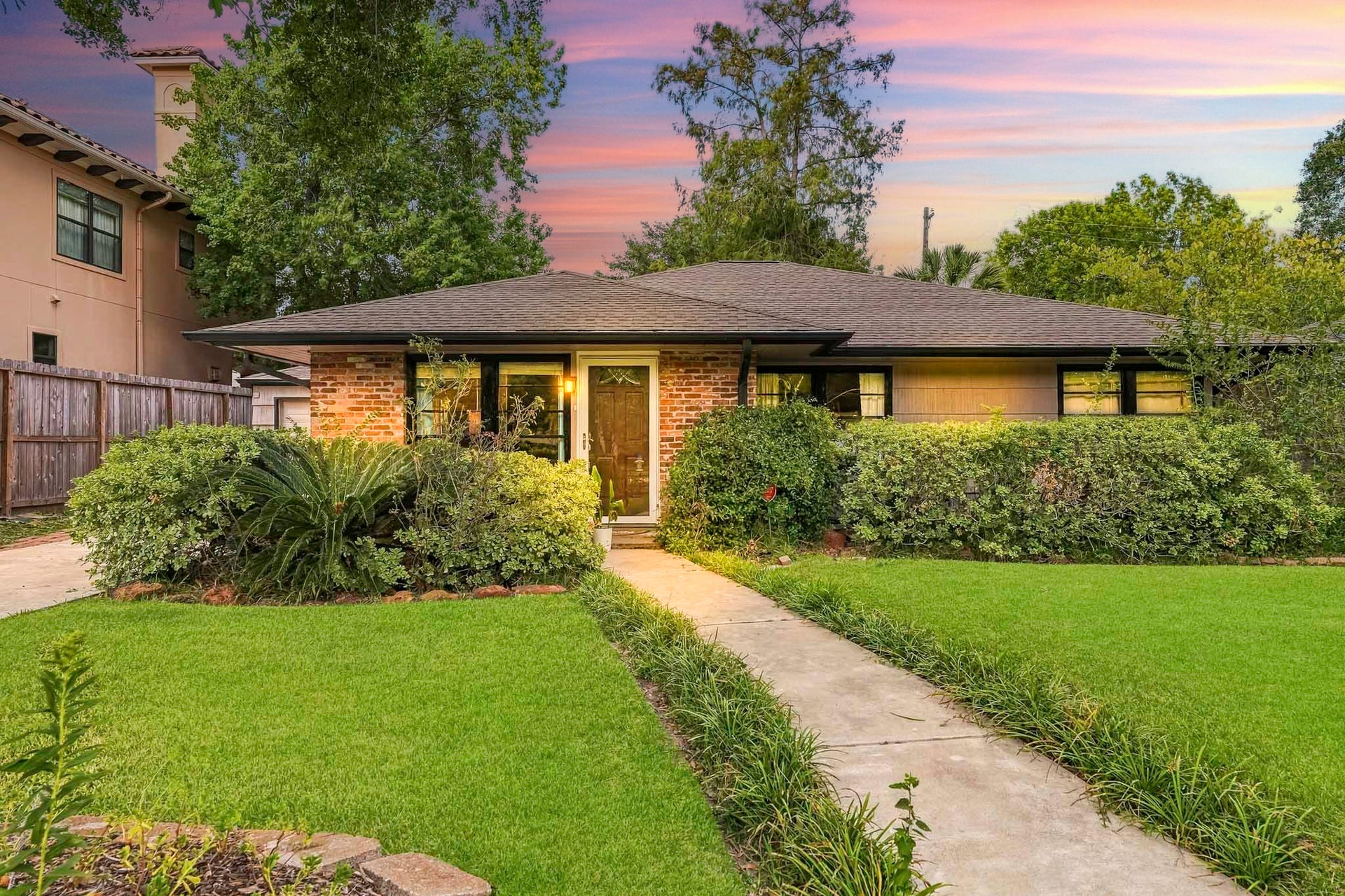 4612 Evergreen Street, Bellaire, TX 77401 4612 Evergreen Street, Bellaire, TX 77401
