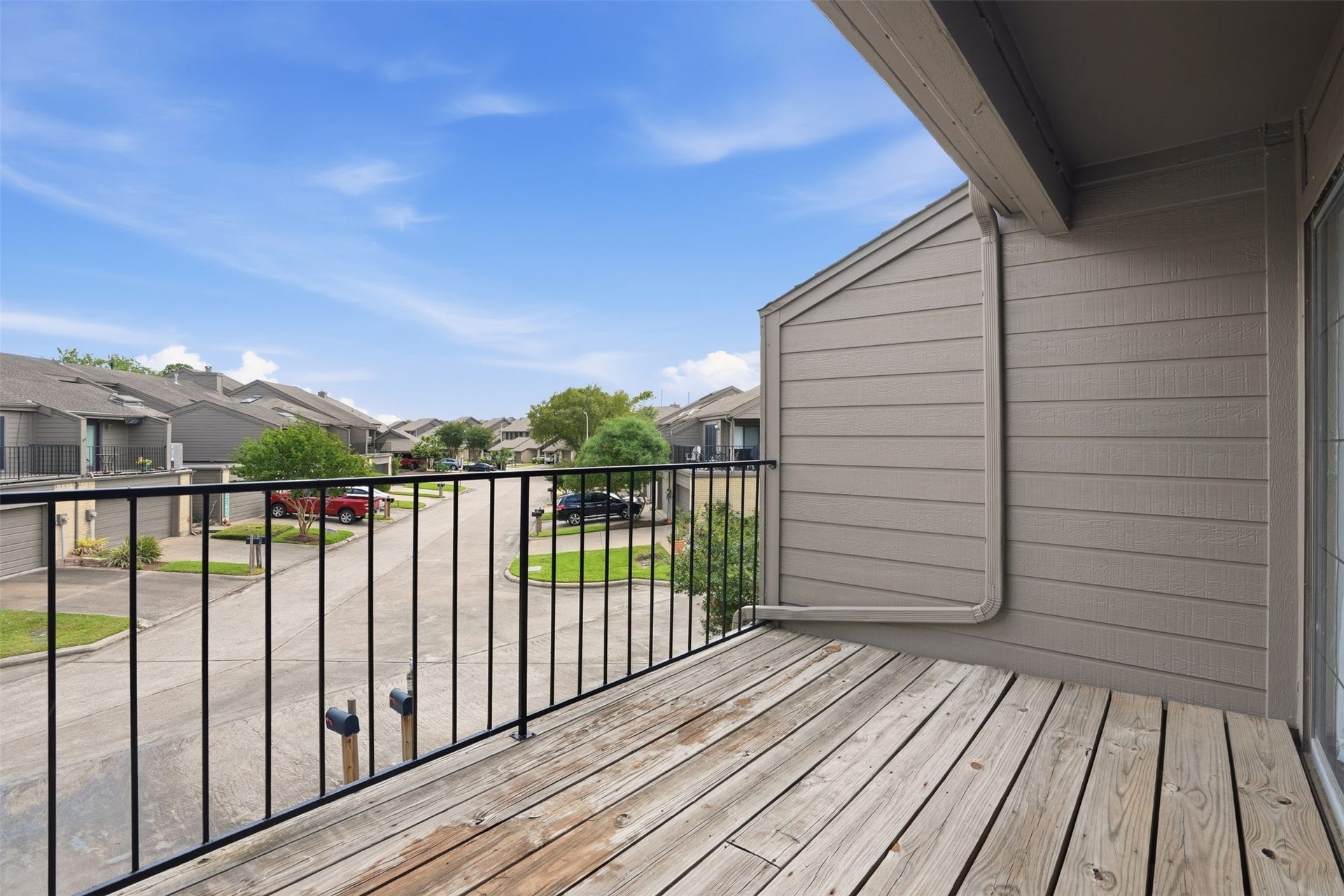 18024 Starboard Drive, Houston, TX 77058 Located directly off the secondary bedroom, the private balcony offers the perfect place to relax and enjoy fresh air.