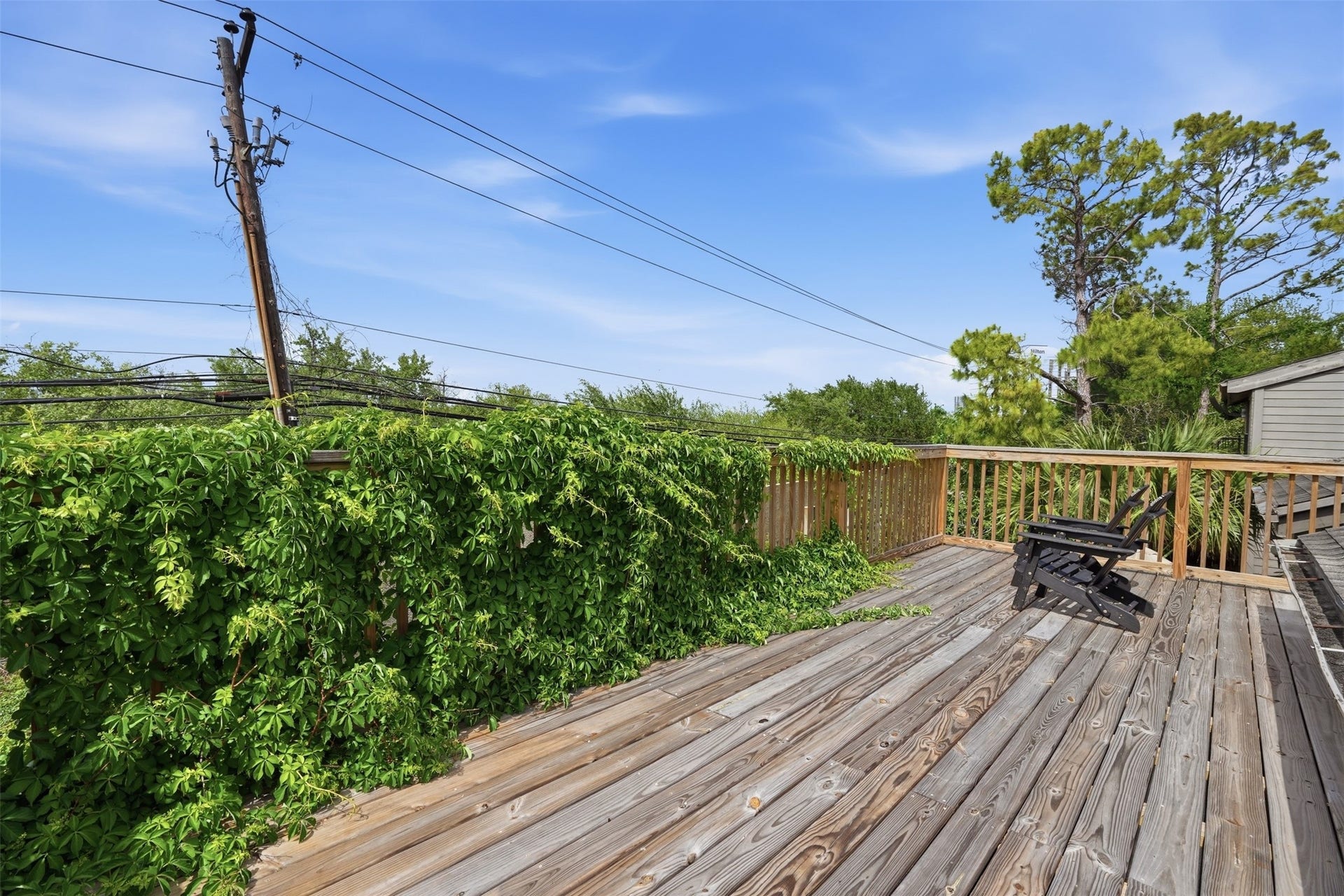 18024 Starboard Drive, Houston, TX 77058 18024 Starboard Drive, Houston, TX 77058