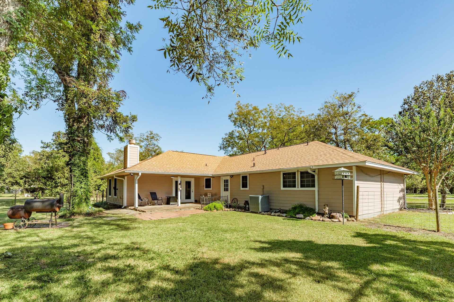 707 Old Ocean Avenue, Sweeny, TX 77480 707 Old Ocean Avenue, Sweeny, TX 77480