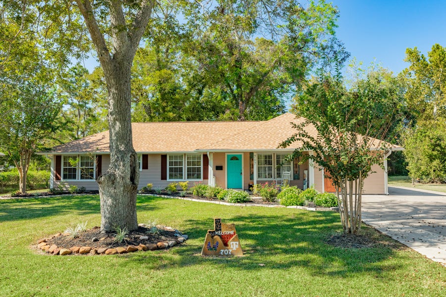Property photo for 707 Old Ocean Avenue, Sweeny, TX