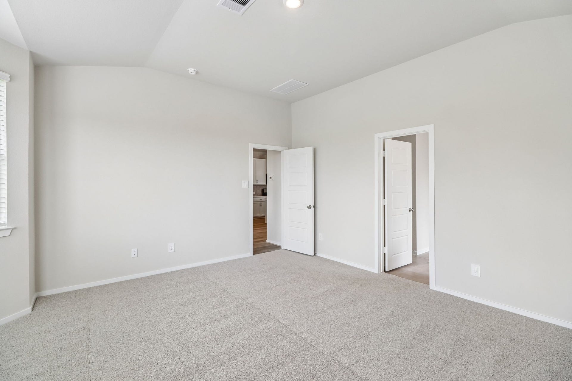 1302 Anacapa Street, Huffman, TX 77336