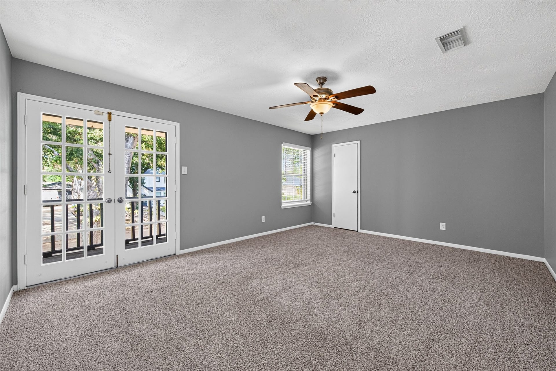 723 Leaflet Lane, Spring, TX 77388 723 Leaflet Lane, Spring, TX 77388