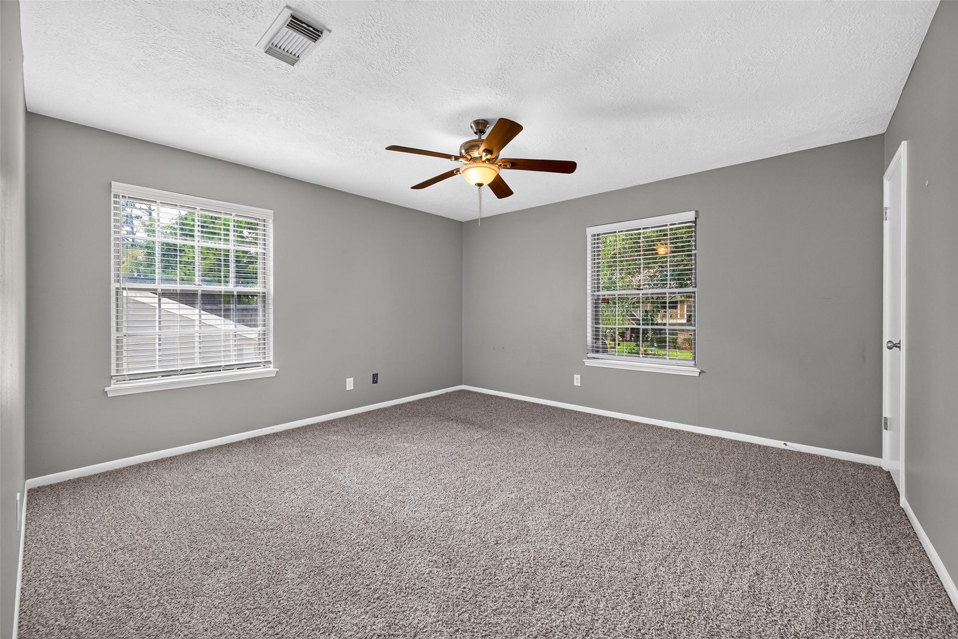 723 Leaflet Lane, Spring, TX 77388 723 Leaflet Lane, Spring, TX 77388