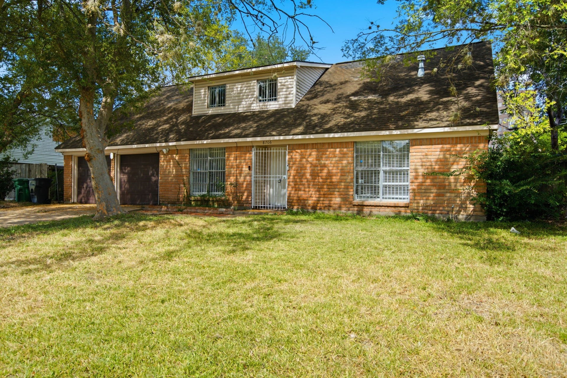 8706 Jason Street, Houston, TX 77074 8706 Jason Street, Houston, TX 77074