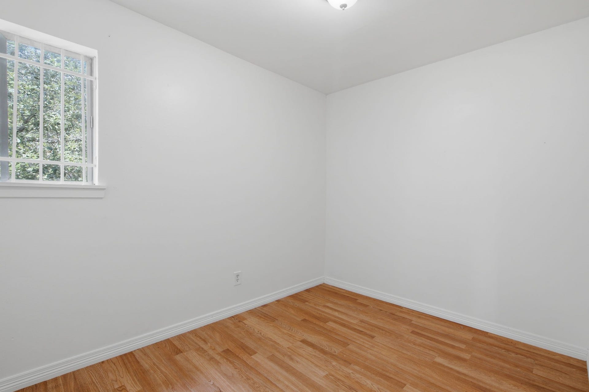 8706 Jason Street, Houston, TX 77074 8706 Jason Street, Houston, TX 77074